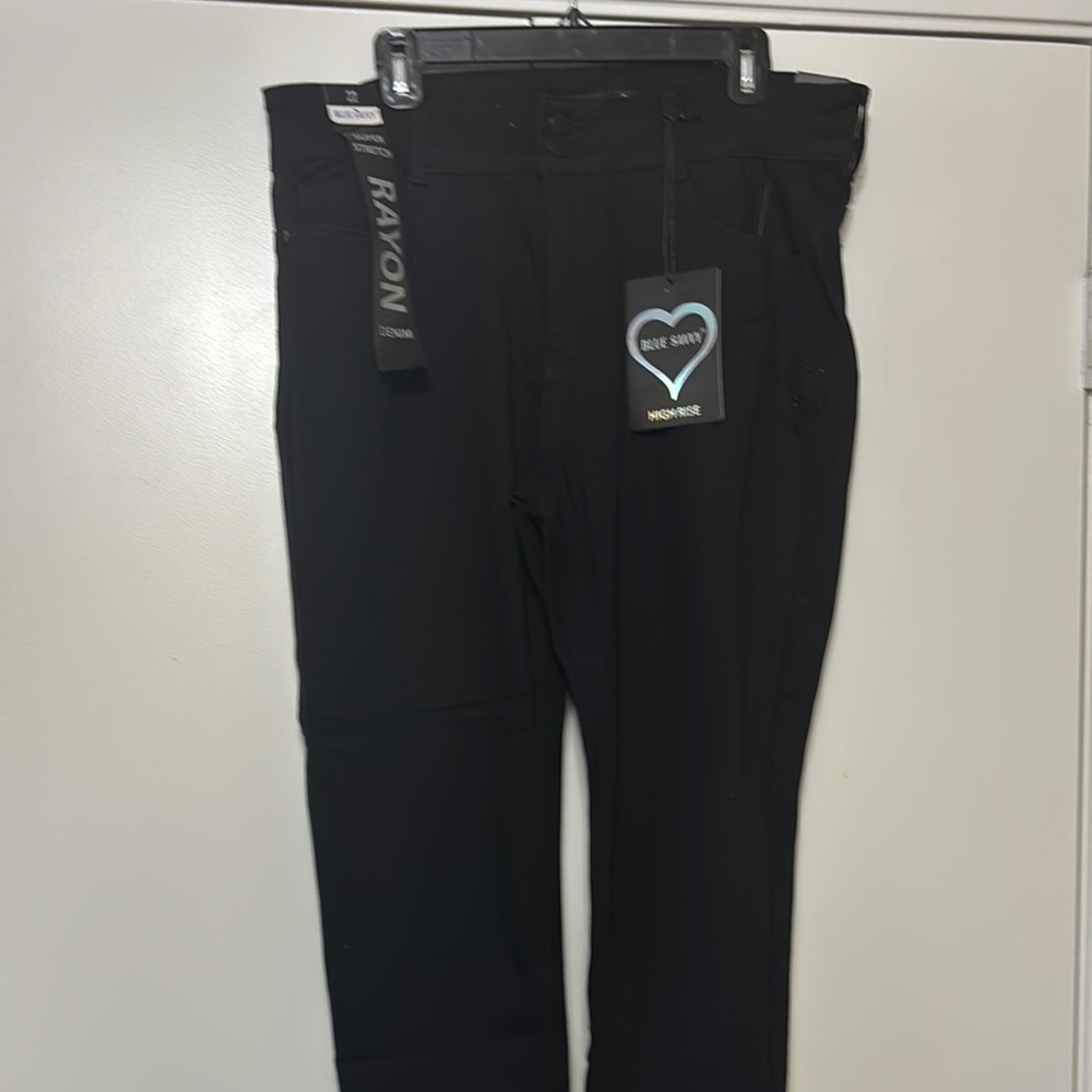 Women's Black Skinny Jeans